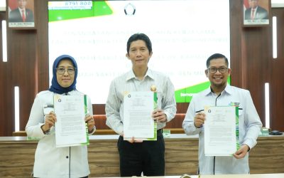 FK UNDIP dan RSUP Dr. Kariadi Menandatangani Dokumen Kerja Sama Tripartit dengan RSUP Dr. Ben Mboi NTT